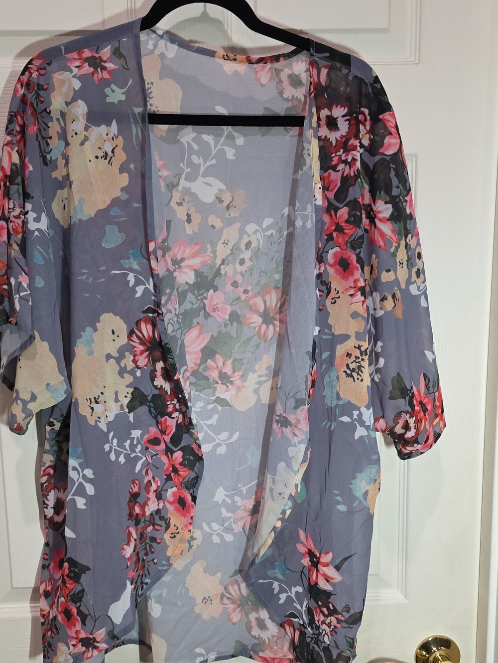 Source Unknown Sheer Floral Kimono Jacket - Gray/Pink